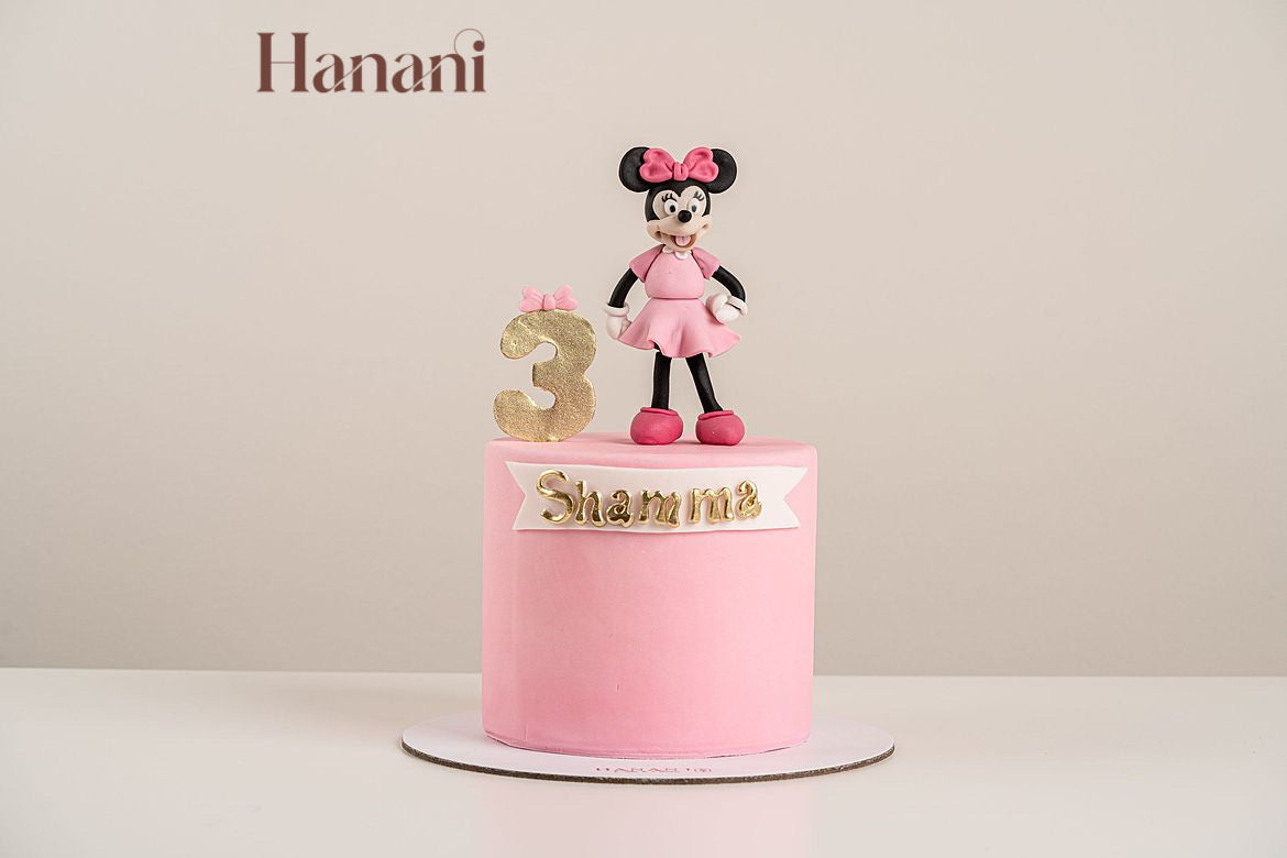 Minnie mouse cake
