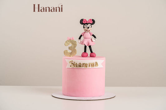 Minnie mouse cake